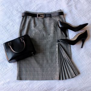 Kick Pleated Skirt